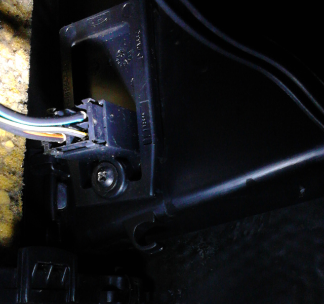 Heater blower only works on highest switch position
